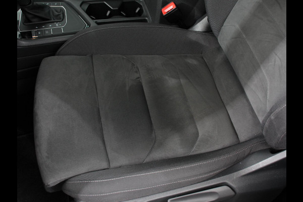 Volkswagen Tiguan 1.5 TSI 150pk DSG Comfortline | Navigatie | Apple Carplay/Android Auto | Climate Control | Electrische achterklep | Digitale Cockpit