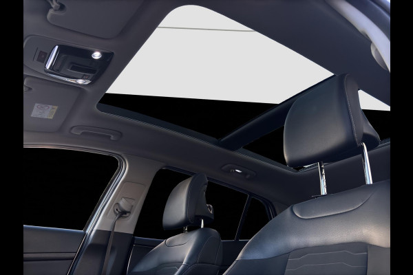 Kia Sportage 1.6 T-GDi Hybrid DynamicPlusLine | Pano | Stoelverwarming voor/achter | Camera | Trekhaak |