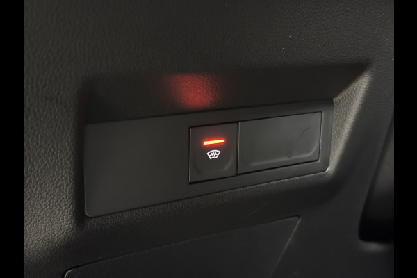 Renault Captur 1.3 TCe 140 R.S. Line | Groot Navi | Trekhaak | 360 | ACC | Stuur & Stoelverwarming | Blindspot | 100% Dealer onderhouden!