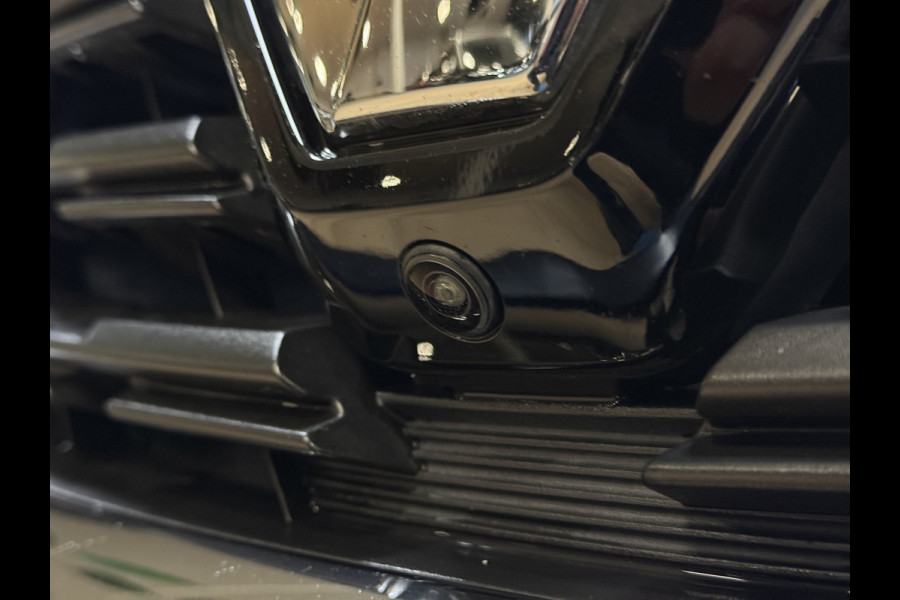 Renault Captur 1.3 TCe 140 R.S. Line | Groot Navi | Trekhaak | 360 | ACC | Stuur & Stoelverwarming | Blindspot | 100% Dealer onderhouden!