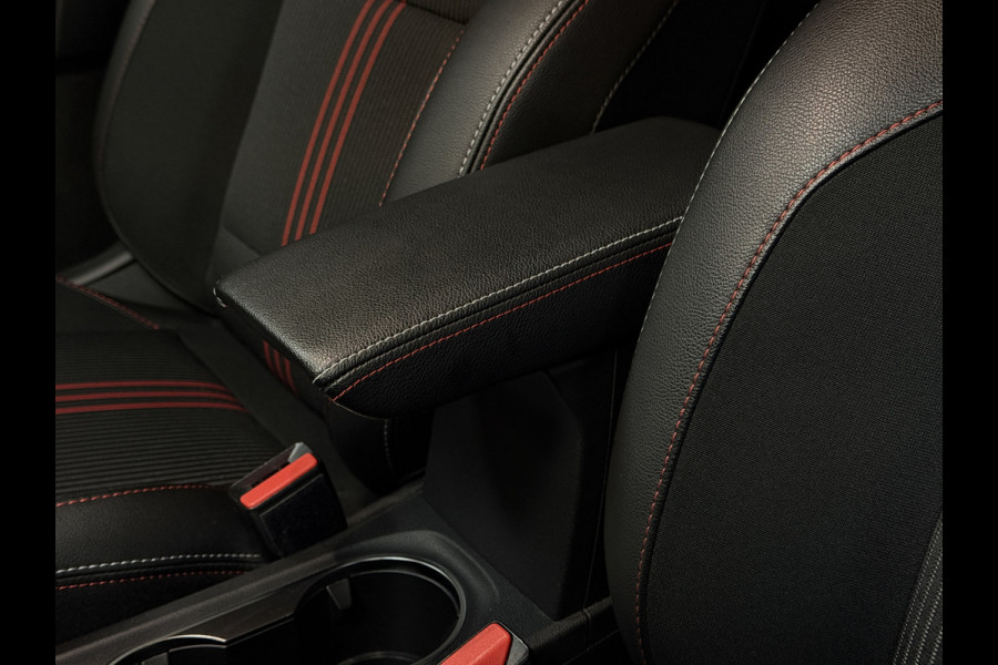 Renault Captur 1.3 TCe 140 R.S. Line | Groot Navi | Trekhaak | 360 | ACC | Stuur & Stoelverwarming | Blindspot | 100% Dealer onderhouden!