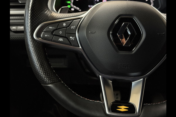 Renault Captur 1.3 TCe 140 R.S. Line | Groot Navi | Trekhaak | 360 | ACC | Stuur & Stoelverwarming | Blindspot | 100% Dealer onderhouden!