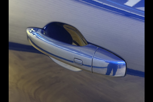 Renault Captur 1.3 TCe 140 R.S. Line | Groot Navi | Trekhaak | 360 | ACC | Stuur & Stoelverwarming | Blindspot | 100% Dealer onderhouden!