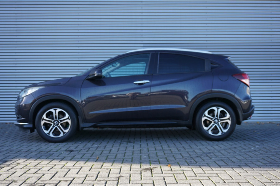 Honda HR-V 1.5 i-VTEC Executive TREKHAAK | PANO | NAVI