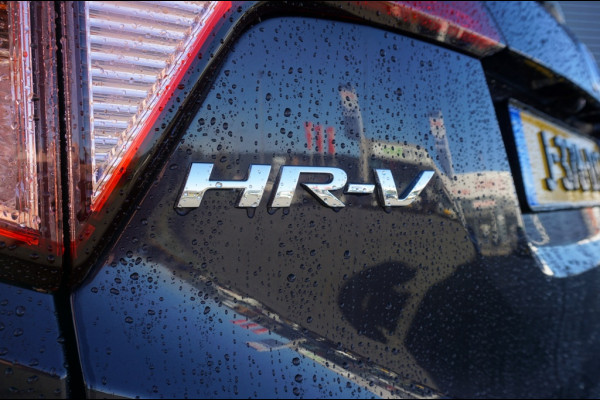 Honda HR-V 1.5 i-VTEC Executive TREKHAAK | PANO | NAVI