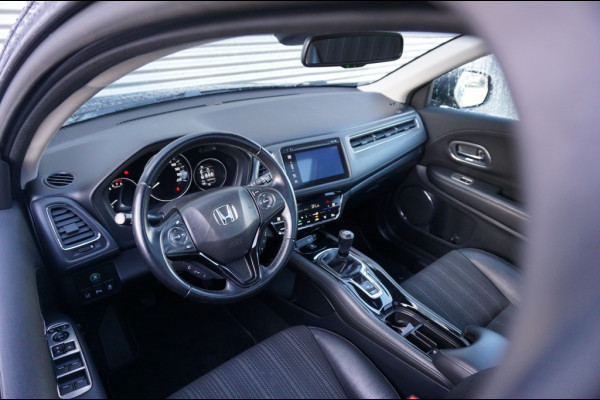 Honda HR-V 1.5 i-VTEC Executive TREKHAAK | PANO | NAVI