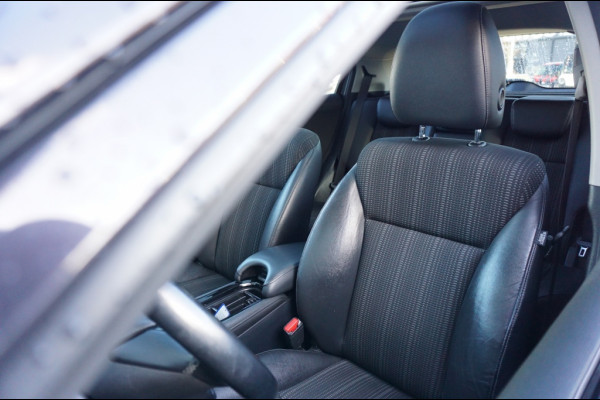 Honda HR-V 1.5 i-VTEC Executive TREKHAAK | PANO | NAVI