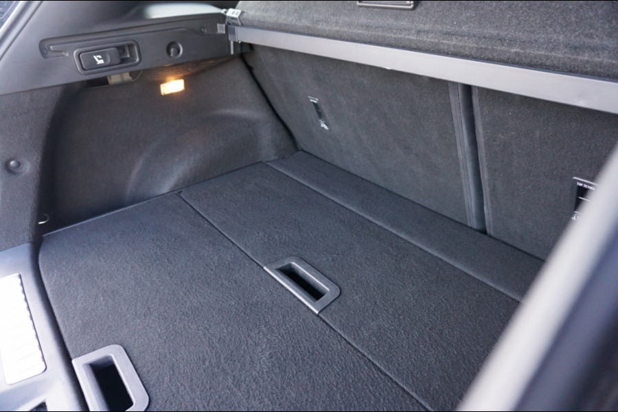 Renault Kadjar 1.2 TCe Bose LUXE | TREKHAAK | ALL - SEASONS | 19" LMV