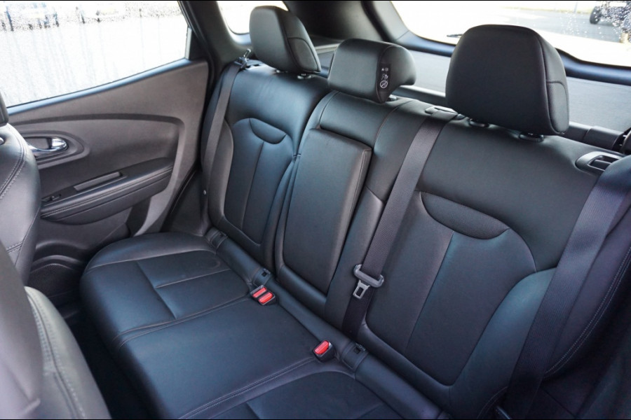 Renault Kadjar 1.2 TCe Bose LUXE | TREKHAAK | ALL - SEASONS | 19" LMV