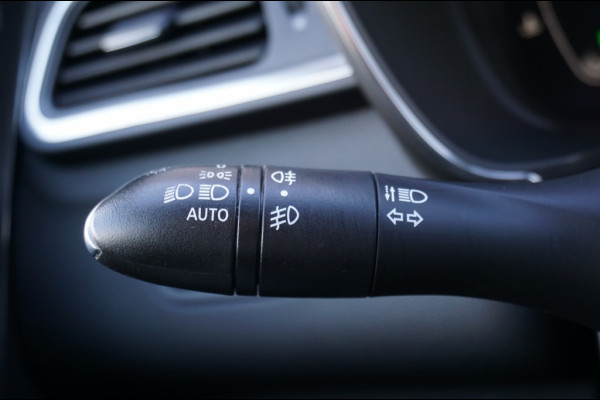 Renault Kadjar 1.2 TCe Bose LUXE | TREKHAAK | ALL - SEASONS | 19" LMV