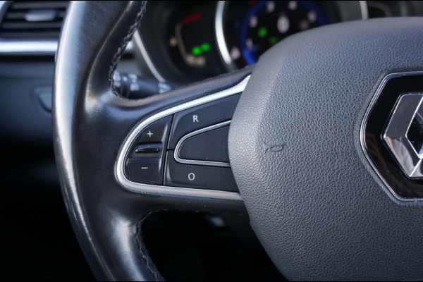 Renault Kadjar 1.2 TCe Bose LUXE | TREKHAAK | ALL - SEASONS | 19" LMV