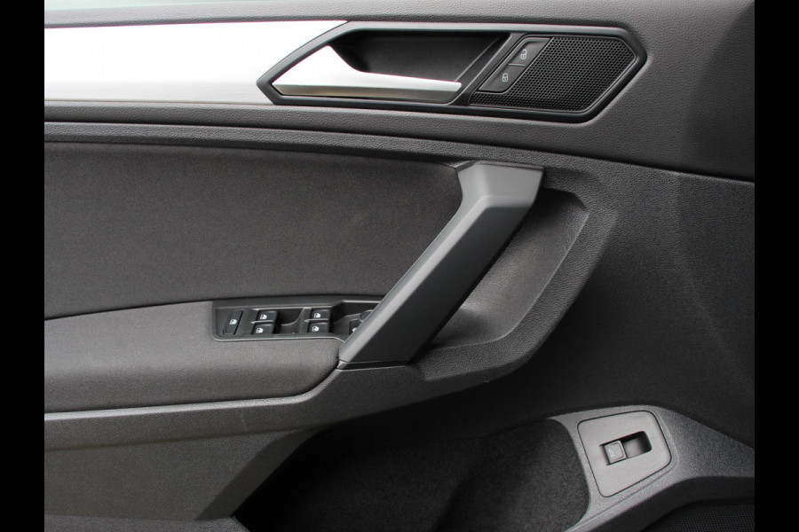 Volkswagen Tiguan 1.5 TSI 150pk DSG Comfortline | Navigatie | Apple Carplay/Android Auto | Climate Control | Electrische achterklep | Digitale Cockpit