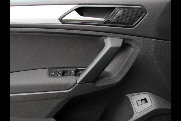 Volkswagen Tiguan 1.5 TSI 150pk DSG Comfortline | Navigatie | Apple Carplay/Android Auto | Climate Control | Electrische achterklep | Digitale Cockpit