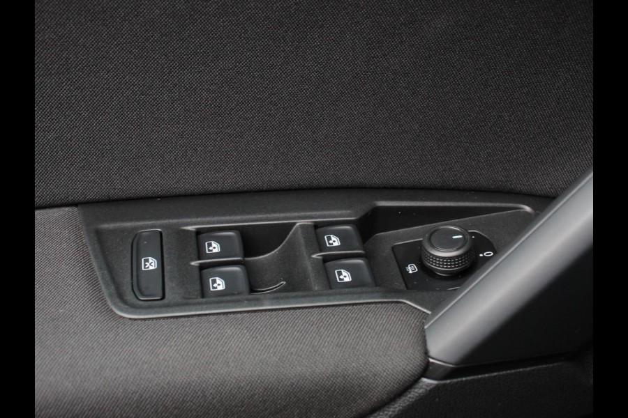 Volkswagen Tiguan 1.5 TSI 150pk DSG Comfortline | Navigatie | Apple Carplay/Android Auto | Climate Control | Electrische achterklep | Digitale Cockpit