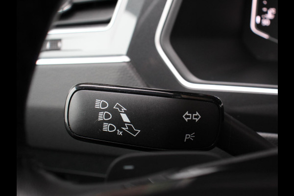 Volkswagen Tiguan 1.5 TSI 150pk DSG Comfortline | Navigatie | Apple Carplay/Android Auto | Climate Control | Electrische achterklep | Digitale Cockpit