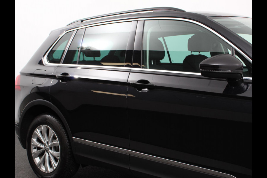 Volkswagen Tiguan 1.5 TSI 150pk DSG Comfortline | Navigatie | Apple Carplay/Android Auto | Climate Control | Electrische achterklep | Digitale Cockpit