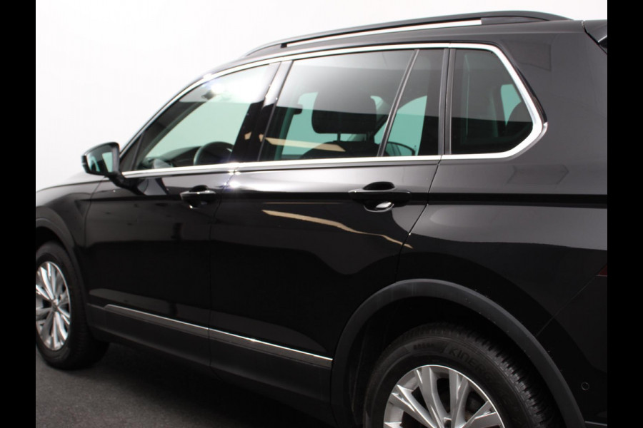 Volkswagen Tiguan 1.5 TSI 150pk DSG Comfortline | Navigatie | Apple Carplay/Android Auto | Climate Control | Electrische achterklep | Digitale Cockpit