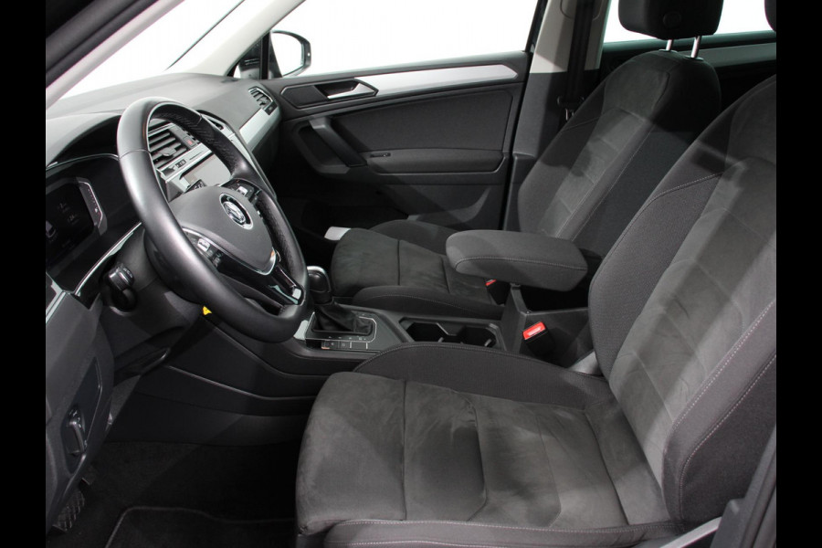 Volkswagen Tiguan 1.5 TSI 150pk DSG Comfortline | Navigatie | Apple Carplay/Android Auto | Climate Control | Electrische achterklep | Digitale Cockpit