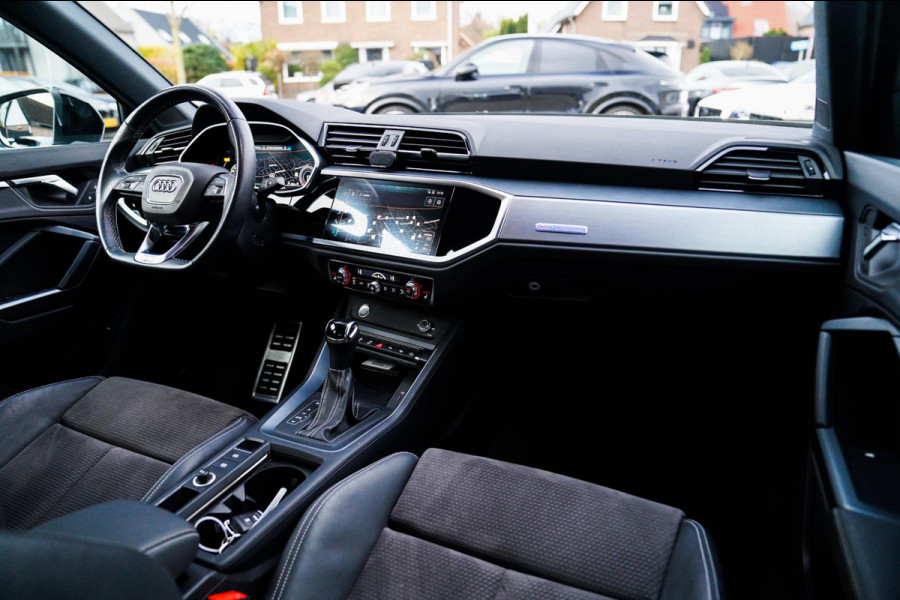 Audi Q3 35 TFSI S Line Pro Line S | 360 Camera | Adaptief Cruise | Voorverwarminginstallatie