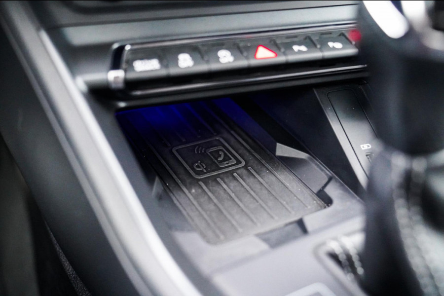 Audi Q3 35 TFSI S Line Pro Line S | 360 Camera | Adaptief Cruise | Voorverwarminginstallatie