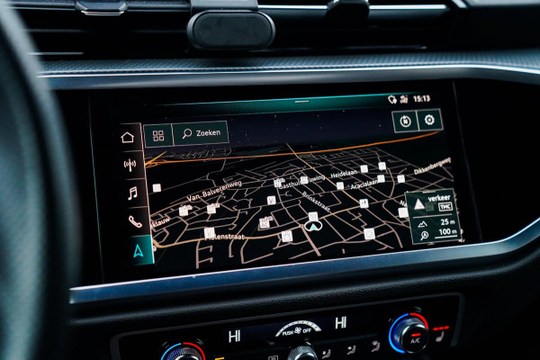 Audi Q3 35 TFSI S Line Pro Line S | 360 Camera | Adaptief Cruise | Voorverwarminginstallatie