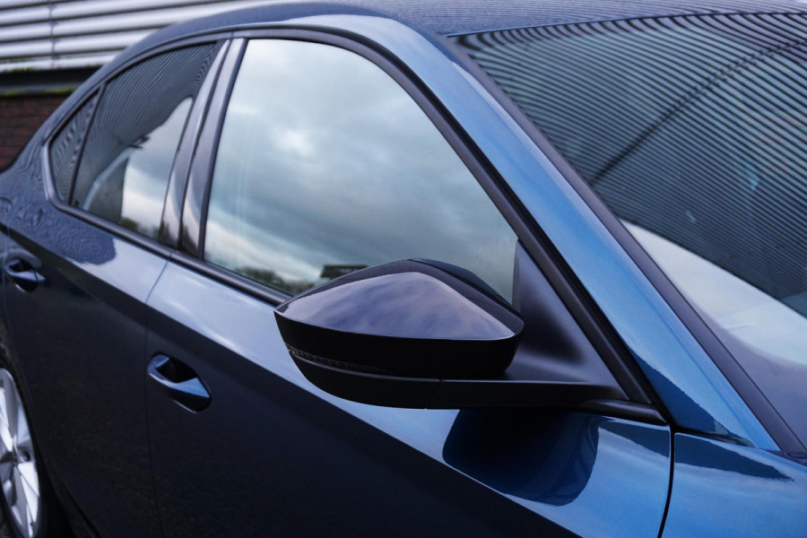 Škoda Octavia 1.0 TSI Sport Business/Trekhaak/17Inch.LMV/ Digitaal Dashboard.