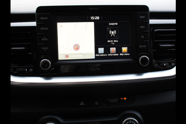 Kia Stonic 1.0 T-GDi 120 PK Automaat Vision | Navigatie | Climate control | Camera | Lane Assist | Cruise Control | Privacy Glass | Lichtmetalen velgen | Stoel-Stuurverwarming