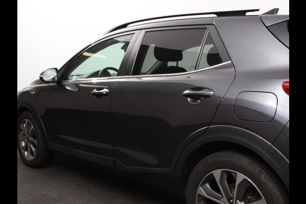 Kia Stonic 1.0 T-GDi 120 PK Automaat Vision | Navigatie | Climate control | Camera | Lane Assist | Cruise Control | Privacy Glass | Lichtmetalen velgen | Stoel-Stuurverwarming