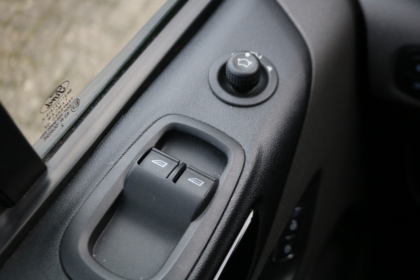 Ford Transit Custom 2.0 TDci L2 H1 Limited DC Automaat Leer