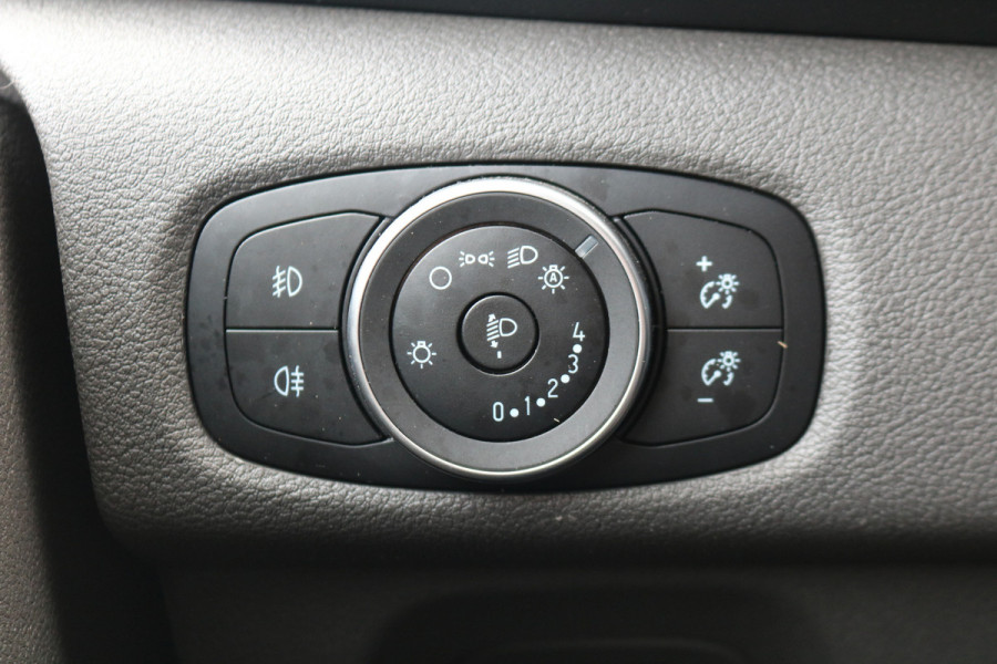 Ford Transit Custom 2.0 TDci L2 H1 Limited DC Automaat Leer