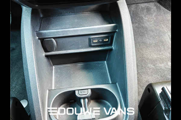 Mercedes-Benz Eqv L2 300 Facelift Model 2x schuifdeur Camera DAB 7 Persoons