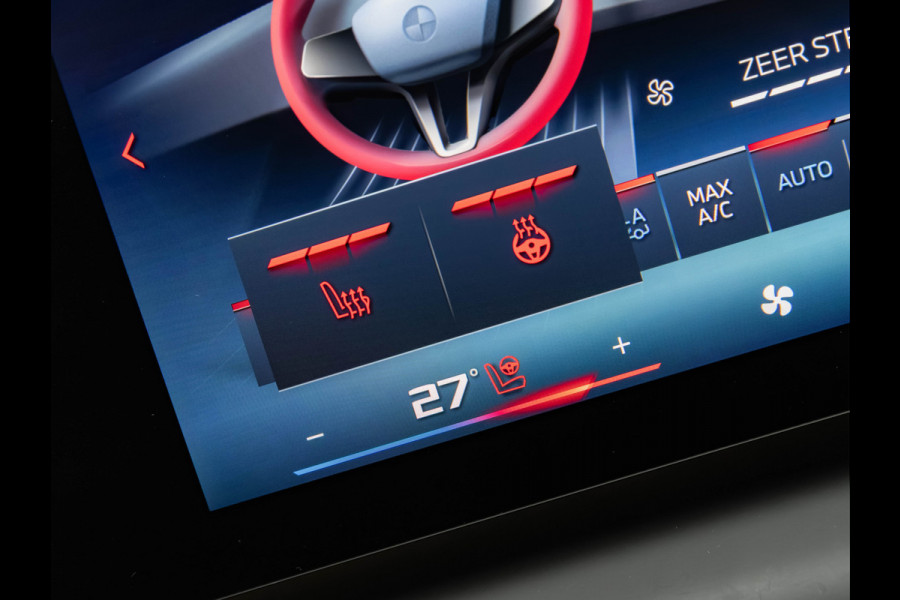 BMW 1-serie M135 xDrive - Pano - Memoryzetels - ACC - Stuurwiel Verwarmd - Head-up