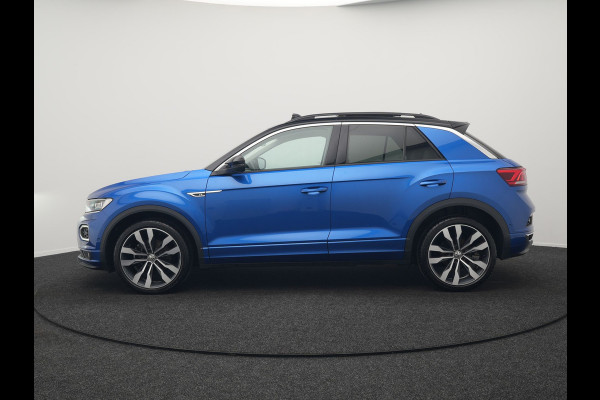 Volkswagen T-Roc 1.5 TSI DSG R-Line 150pk Dealer O.H. | Panodak | Trekhaak Afn. | Camera | Lederen Sportstoelen Verwarmd | Beats Audio | 19"L.M | Virtual | Navigatie | Blis |