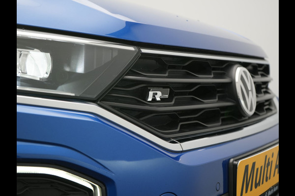 Volkswagen T-Roc 1.5 TSI DSG R-Line 150pk Dealer O.H. | Panodak | Trekhaak Afn. | Camera | Lederen Sportstoelen Verwarmd | Beats Audio | 19"L.M | Virtual | Navigatie | Blis |