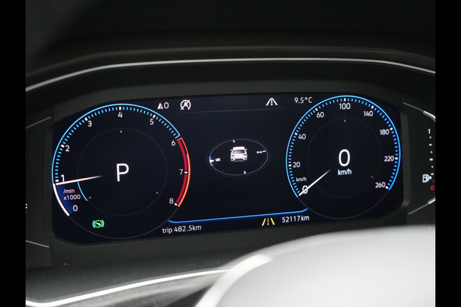 Volkswagen T-Roc 1.5 TSI DSG R-Line 150pk Dealer O.H. | Panodak | Trekhaak Afn. | Camera | Lederen Sportstoelen Verwarmd | Beats Audio | 19"L.M | Virtual | Navigatie | Blis |