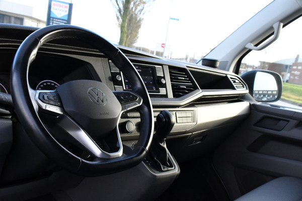 Volkswagen Transporter 2.0 TDI L2H1 ABT Edition Camera, Carplay, Stoelverwarming, Cruise, LED, 150pk, Automaat, Multimedia, Standkachel, Trekhaak, Uniek!
