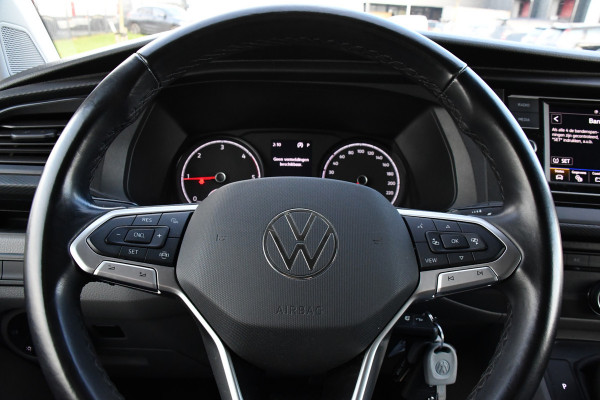 Volkswagen Transporter 2.0 TDI L2H1 ABT Edition Camera, Carplay, Stoelverwarming, Cruise, LED, 150pk, Automaat, Multimedia, Standkachel, Trekhaak, Uniek!