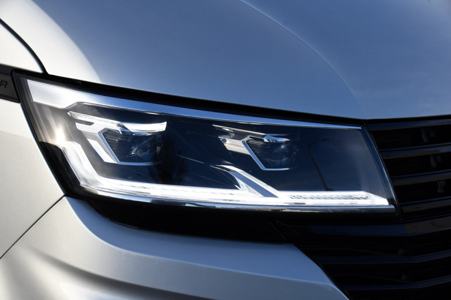 Volkswagen Transporter 2.0 TDI L2H1 ABT Edition Camera, Carplay, Stoelverwarming, Cruise, LED, 150pk, Automaat, Multimedia, Standkachel, Trekhaak, Uniek!