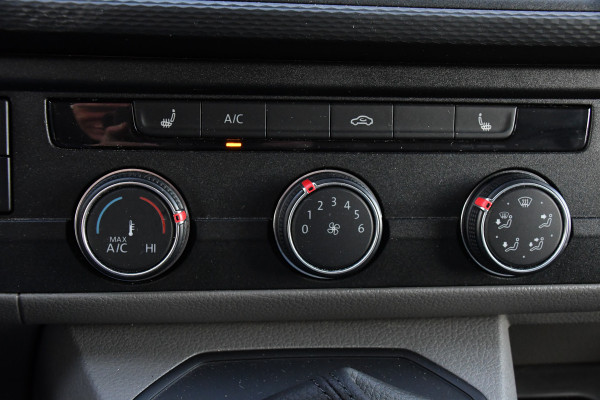 Volkswagen Transporter 2.0 TDI L2H1 ABT Edition Camera, Carplay, Stoelverwarming, Cruise, LED, 150pk, Automaat, Multimedia, Standkachel, Trekhaak, Uniek!