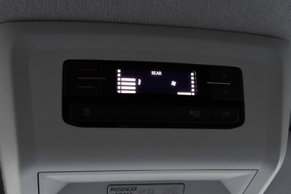 Volkswagen Transporter 2.0 TDI L2H1 ABT Edition Camera, Carplay, Stoelverwarming, Cruise, LED, 150pk, Automaat, Multimedia, Standkachel, Trekhaak, Uniek!