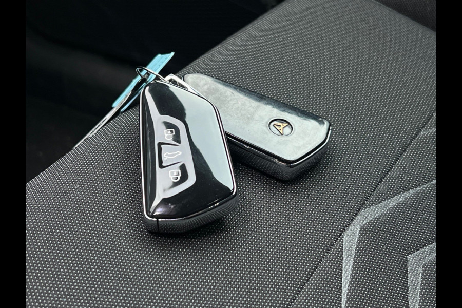 CUPRA Born BWJ 12-2021 | 204PK Business One 62 kWh | CLIMA | NAVI | CAMERA A | PDC 2X | CARPLAY | SPORTSTOELEN | STUURWIELVERW |