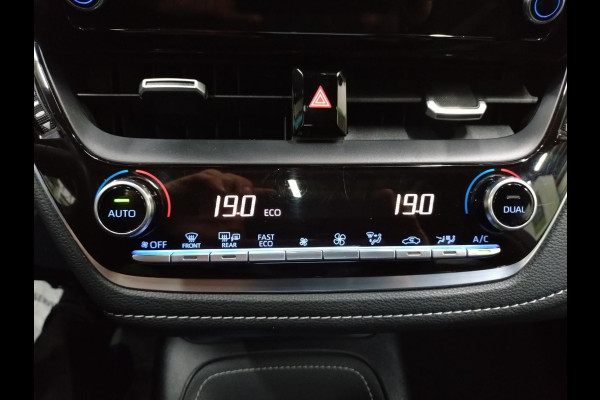 Toyota Corolla Touring Sports 2.0 Hybrid Style panorama / open dak