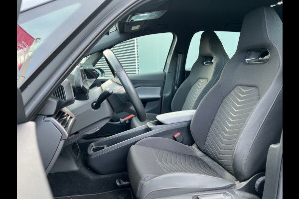 CUPRA Born BWJ 12-2021 | 204PK Business One 62 kWh | CLIMA | NAVI | CAMERA A | PDC 2X | CARPLAY | SPORTSTOELEN | STUURWIELVERW |