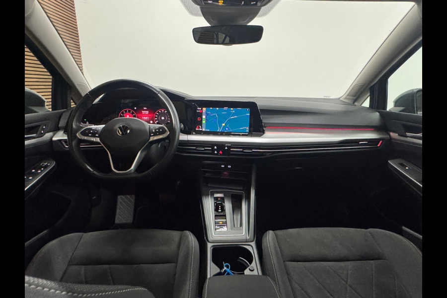 Volkswagen Golf 1.5 eTSI 150pk Style Black Edition | PANO | Camera | Matrix LED | Velours | Ambient | ACC | Carplay | Trekhaak