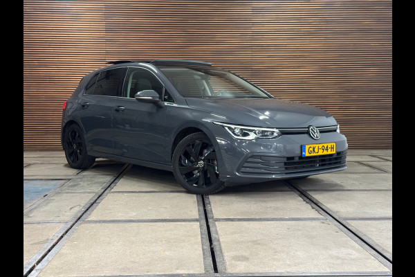 Volkswagen Golf 1.5 eTSI 150pk Style Black Edition | PANO | Camera | Matrix LED | Velours | Ambient | ACC | Carplay | Trekhaak