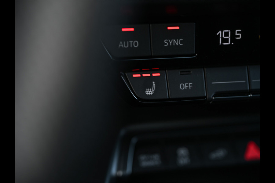 Audi A3 Sportback 45 TFSI e S EDITION COMPETITION | BLACK OPTIC | MATRIX LED | KEYLESS | VIRTUAL COCKPIT | PANORAMADAK | AMBIANCE INTERI