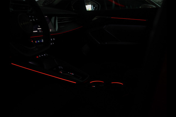Audi A3 Sportback 45 TFSI e S EDITION COMPETITION | BLACK OPTIC | MATRIX LED | KEYLESS | VIRTUAL COCKPIT | PANORAMADAK | AMBIANCE INTERI