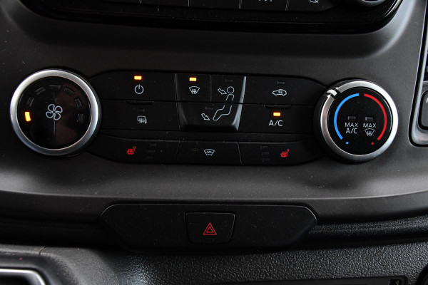 Ford Transit Custom 280 2.0 TDCI L1H1 PB Edition Camera, Cruise, Carplay, Sensoren, Automaat, 2 x Schuifdeur, Automaat, Stoelverwarming, LED, Uniek!