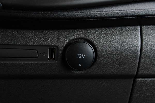 Ford Transit Custom 280 2.0 TDCI L1H1 PB Edition Camera, Cruise, Carplay, Sensoren, Automaat, 2 x Schuifdeur, Automaat, Stoelverwarming, LED, Uniek!