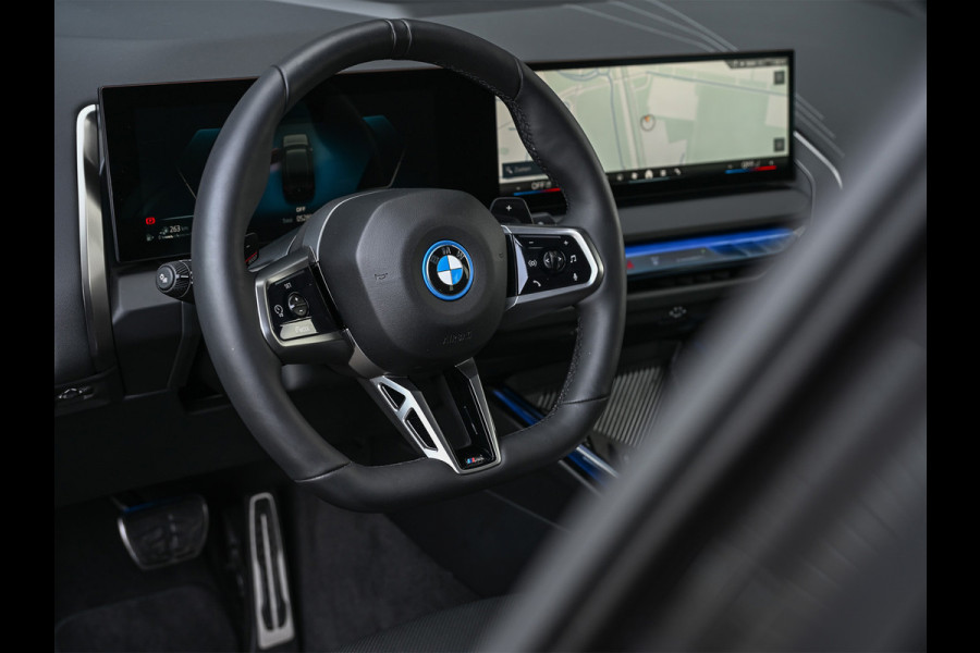 BMW X3 30e XDRIVE | M-SPORT | COMFORT ACCESS | ACTIVE CRUISE | LEDER | STOELVERWARMING | AMBIANCE INTERIEUR | STUURVERWARMING | MEMORY